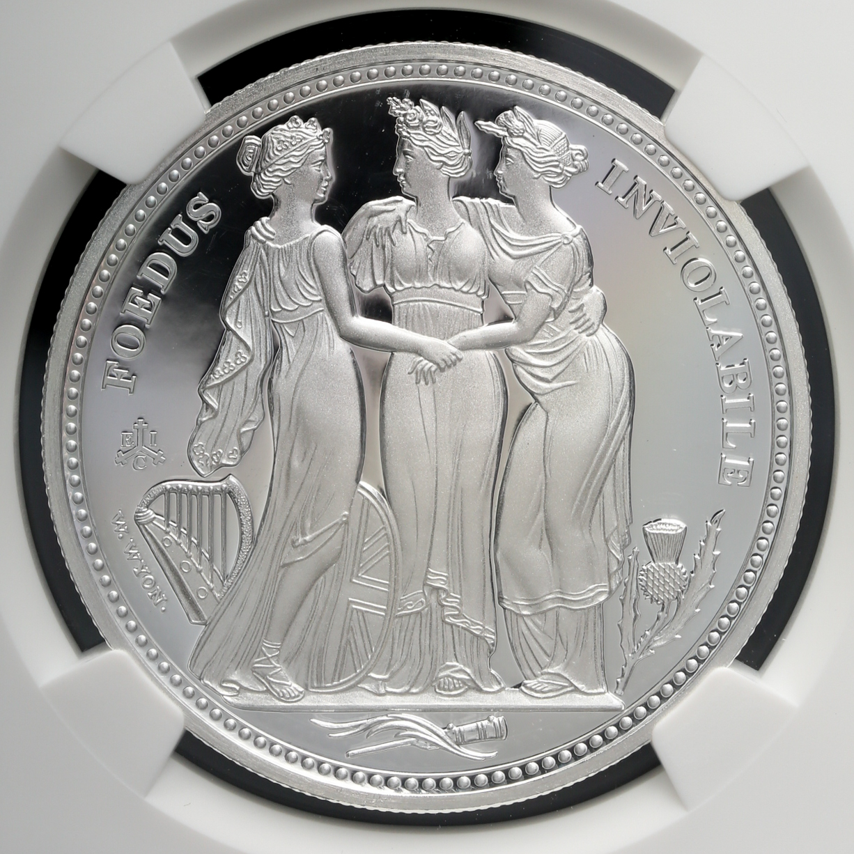 钱币博物馆 | SAINT HELENA セントヘレナ Pound 2021 スリーグレイセス オリジナルケース付 with original  case NGC-PF69 Ultra Cameo